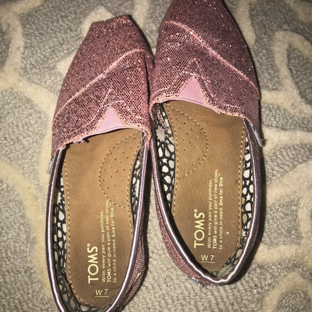 Pink sparkly Toms